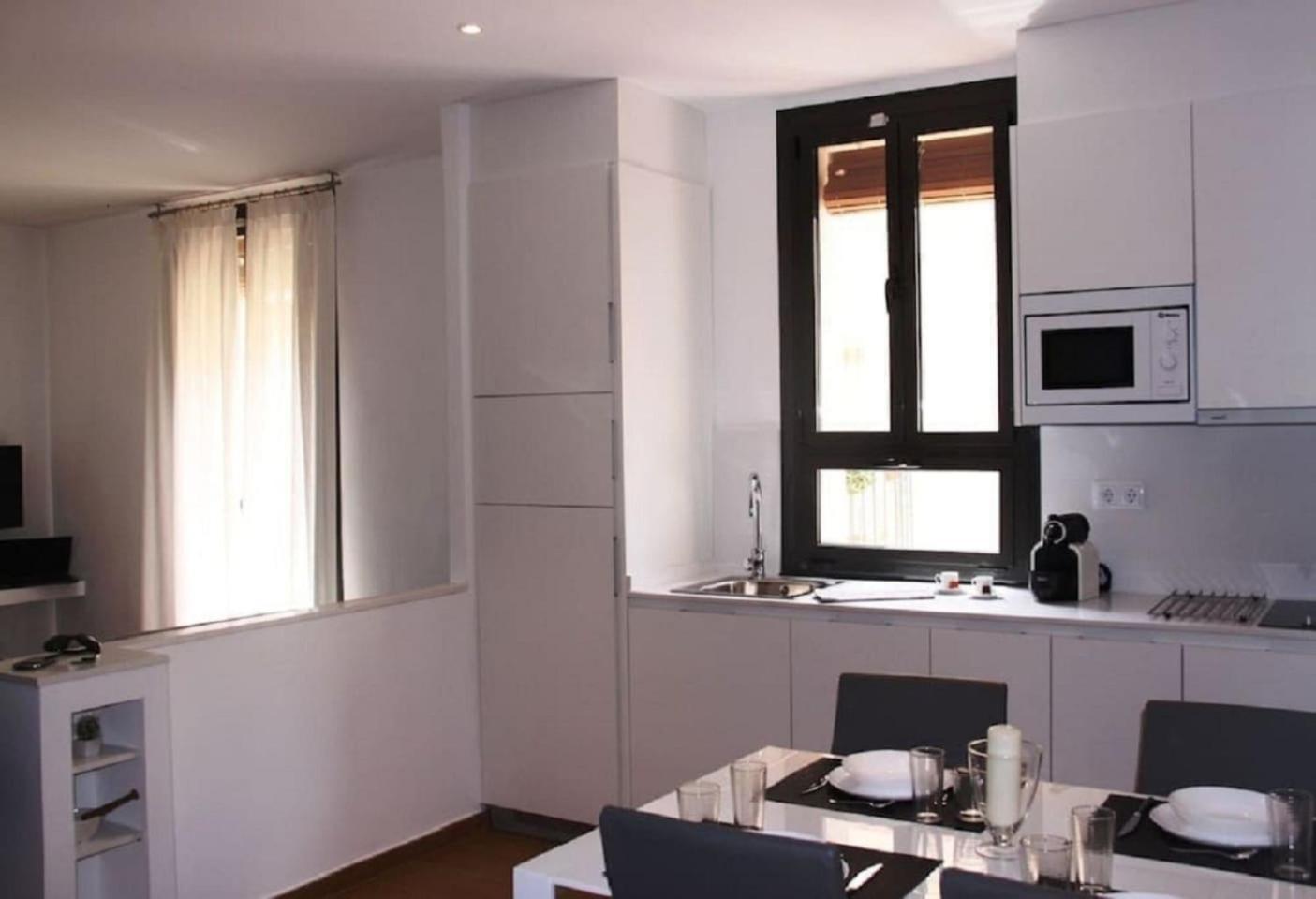 Homenfun Sants Station Apartment Barcelona